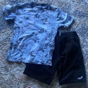 VOLCOM boys set